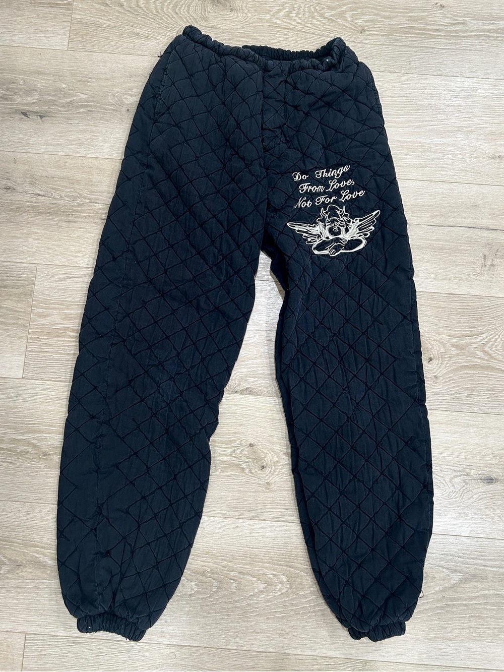 BOYS LIE BLACK QUILTED SWEATPANTS WITH ANGEL GRAPHIC